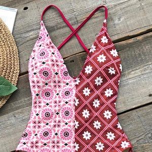 Cupshe one-piece swimsuit - pink/red